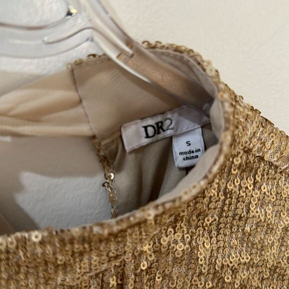 DR2 Champagne Gold matte sequin ruffle cap sleeve top  party holiday top S NWT - Picture 6 of 14